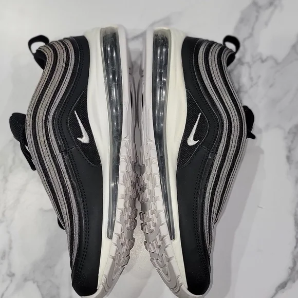Nike Air Max 97 Size 9 Men - Picture 9 of 13